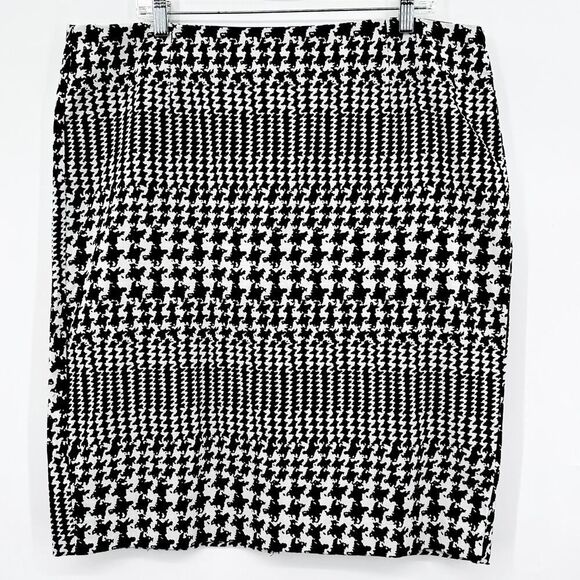 Worthington Black White Houndstooth Print Skirt Woemns Size 18 stretch - Picture 1 of 9